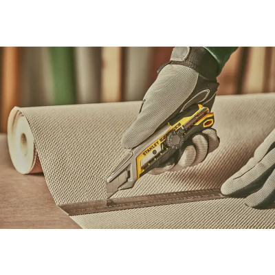 Нож сегментный STANLEY FatMax 18 мм FMHT10592-0