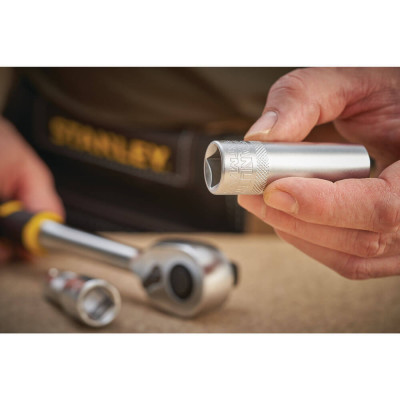 Головка торцева подовжена STANLEY 16 мм 1/2” FMMT17967-0