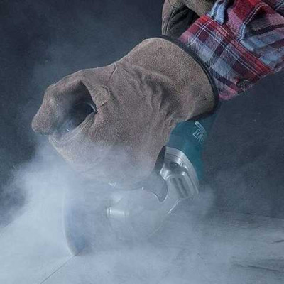 Угловая шлифмашина Makita GA 7010 C
