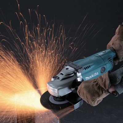 Кутова шліфмашина Makita GA 9020 RF