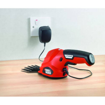 Ножиці акумуляторні для трави BLACK+DECKER GSL200