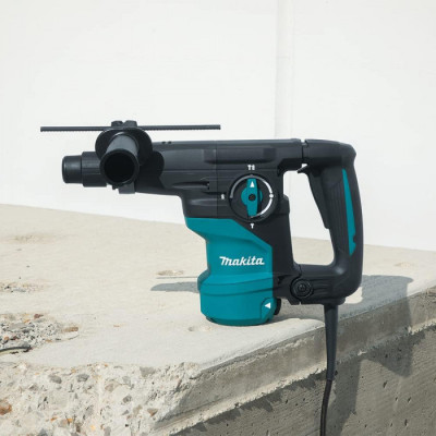 Перфоратор Makita HR3001CJ