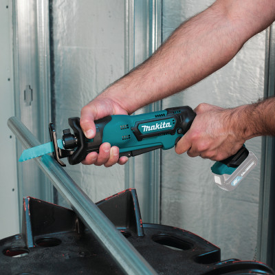 Шабельна пила акумуляторна Metabo JR 103 DZ JR103DZ без АКБ