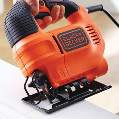 Лобзик електричний BLACK+DECKER KS701E