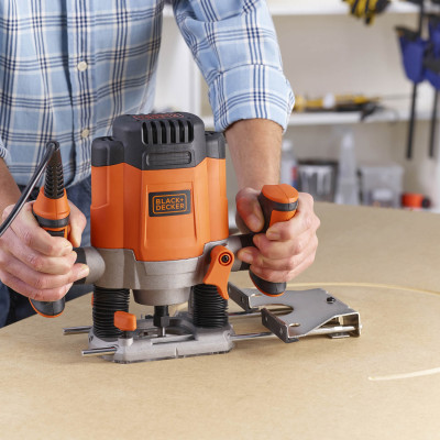 Фрезер многофункциональный BLACK+DECKER KW1200E