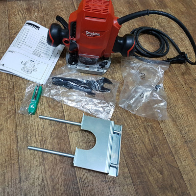 Фрезер погружной Makita M3601