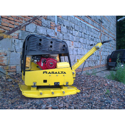 Виброплита реверсивная MASALTA MS330-4 (Honda)
