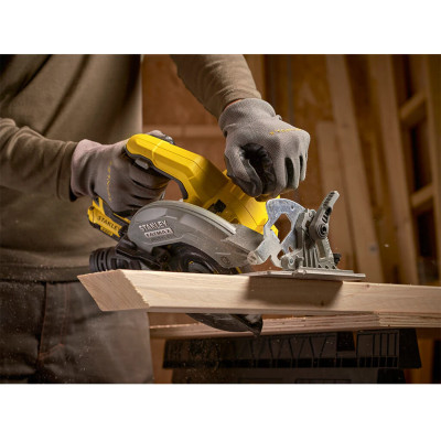 Дисковая пила аккумуляторная STANLEY FatMax SFMCS550M2K