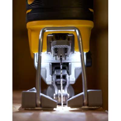Лобзик акумуляторний STANLEY FATMAX SFMCS650B без АКБ