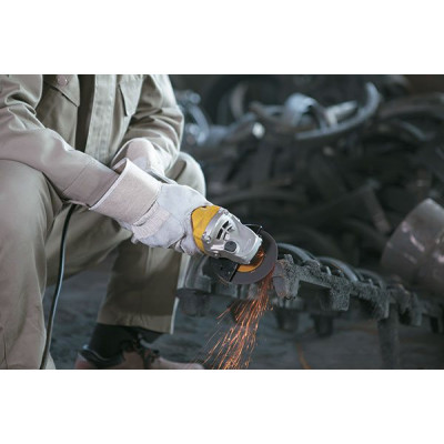 Угловая шлифмашина STANLEY STGS9115