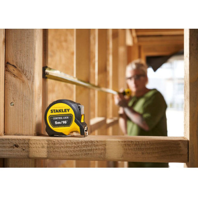 Рулетка STANLEY Control-Lock 5 м 25 мм STHT37235-5