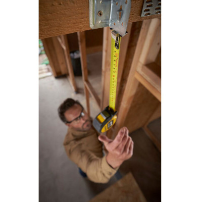 Рулетка STANLEY Control-Lock 8 м 25 мм STHT37236-5