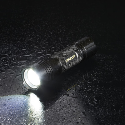 Фонарь ручной STANLEY SXLS50105E