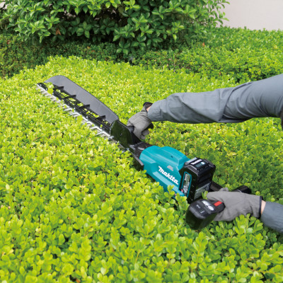 Кущоріз акумуляторний Makita UH014GM101